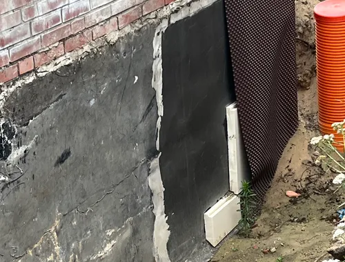 Kernsanierung in Lingen-Biene, nachträgliche Kellerabdichtung und Drainage